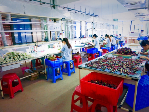 东莞蜂鸣器车间